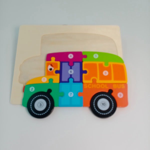 Wooden School bus puzzle - EKT2202
