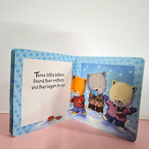 Three Little Kittens - BKLT50074