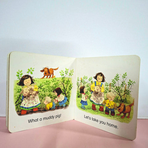 Usborne Young Farmyard Tales Curty The Pig - BKLT50085