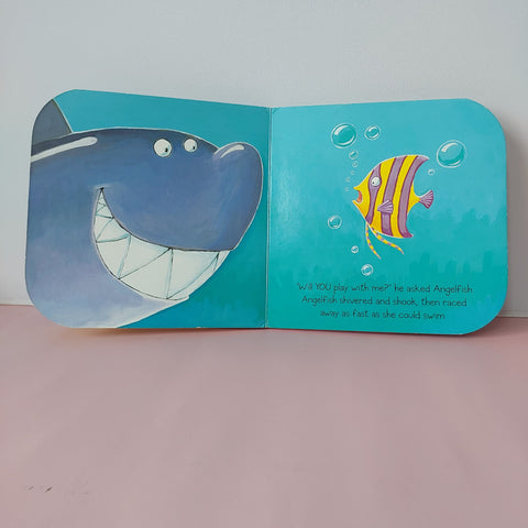 Smiley Shark - BKLT50231