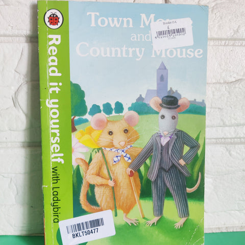 Town Mouse A Country Mouse - BKLT50477