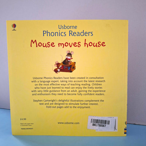 Mouse Moves House - BKLT50587