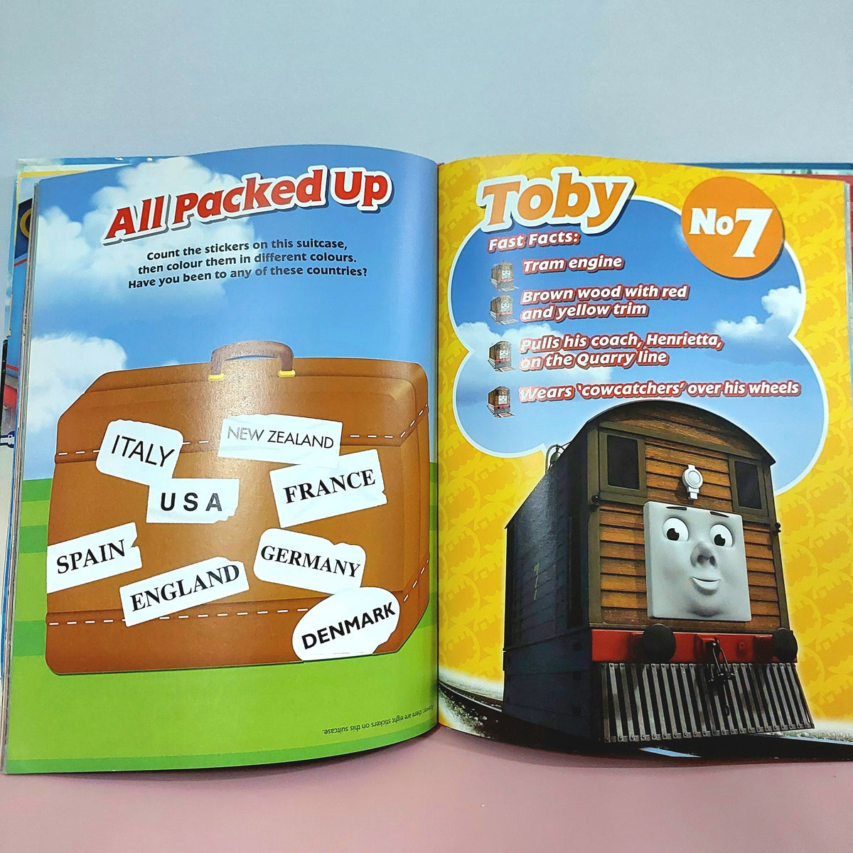 Busy Engines Bumper Book - BKLT50846