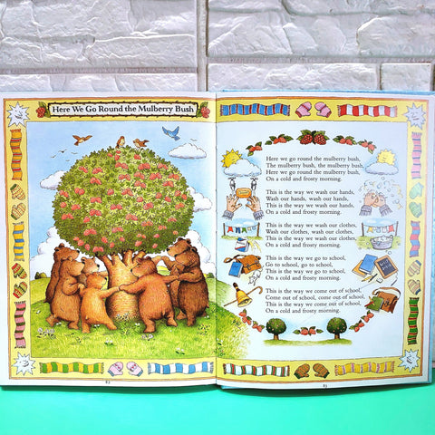 The Collins Book Of Nursery Rhymes - BKLT50949