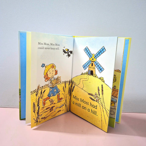 A Bus For Miss Moss - BKLT51378