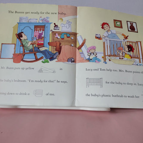 The New Baby Sticker Book - BKLT51704