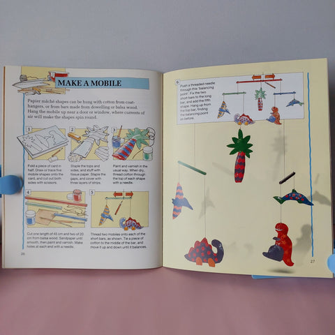 Papier Mache Deri Robins - BKLT51740