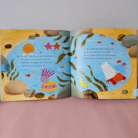Sharing A Shell - BKLT51746