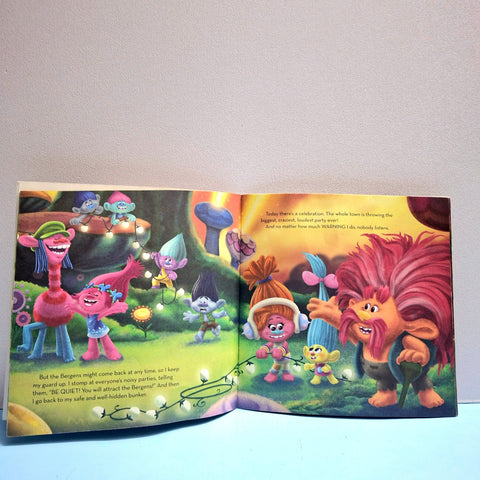 Trolls Out Of Branch'S Bunker - BKLT51804