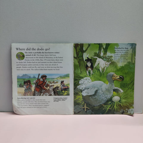 Extinct Animals - BKLT51947