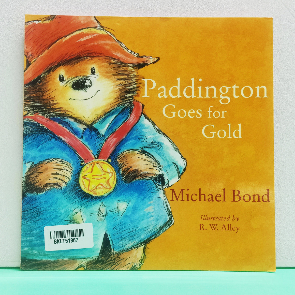 Paddington Goes For Gold - BKLT51967