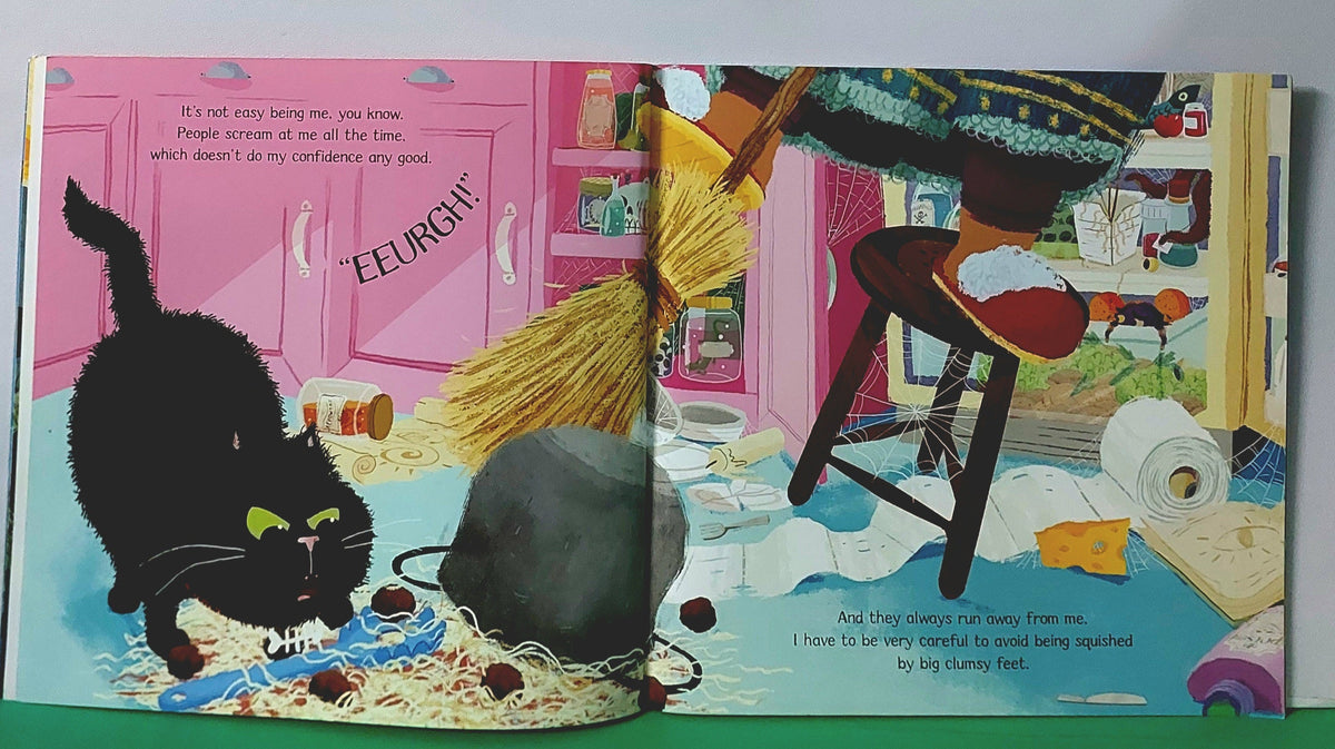 There'S A Spider In This Book - BKLT52049