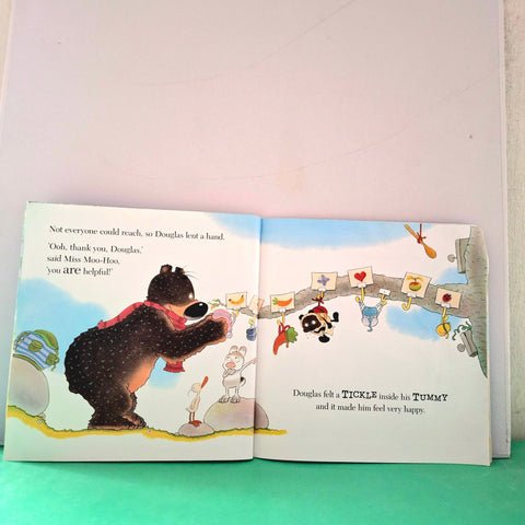 Hugless Douglas Goes To Little School - BKLT52107