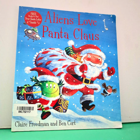 Aliens Love Pandas Claus - BKLT52117