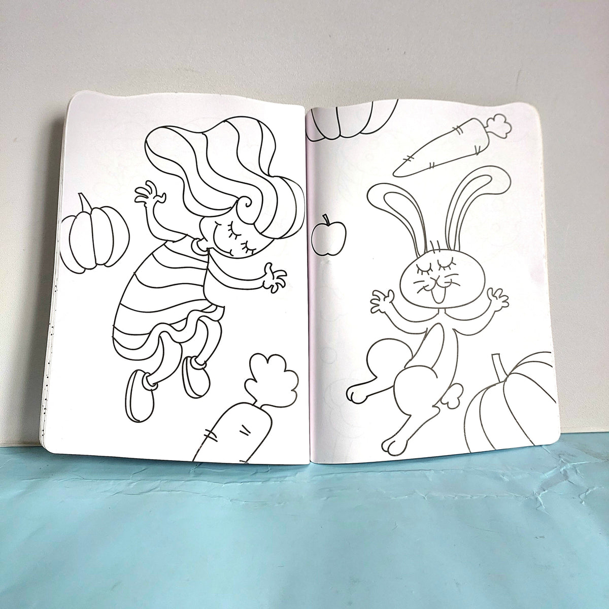 Girls Colouring Book - BKLT52151