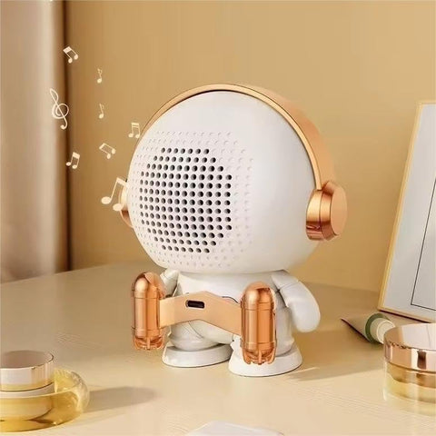 Smart Space Robot Bluetooth Speaker - EKH0135