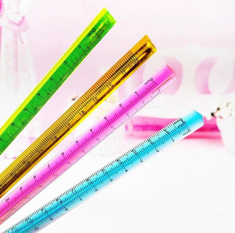 Crystal Clear Triangular Pyramid Scale Measuring Tool 15 Cm Random Colour - EKSS0198