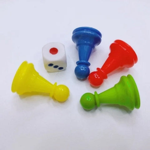 Colorful Mini Pegs And Dice - EKT3531