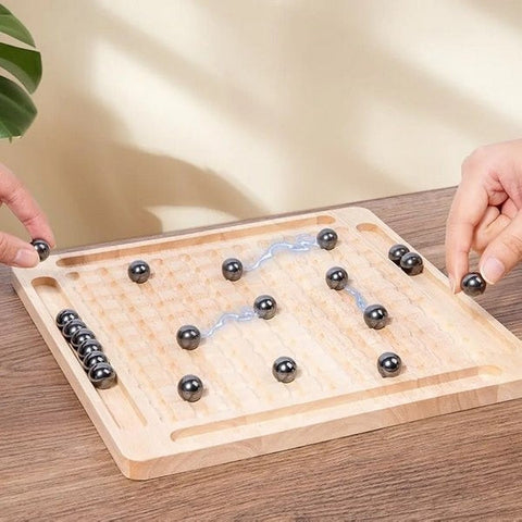 Wooden Mini Magnet Battle Game - EKT3610