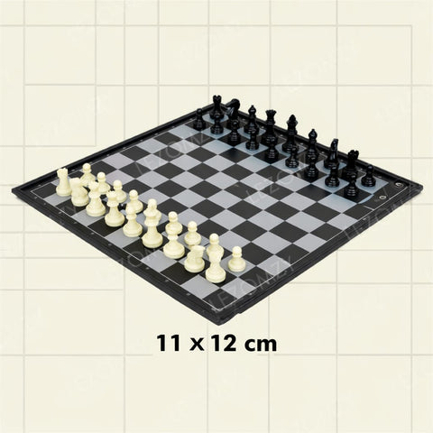 Foldable Mini Magnetic Chess Board - EKT3978