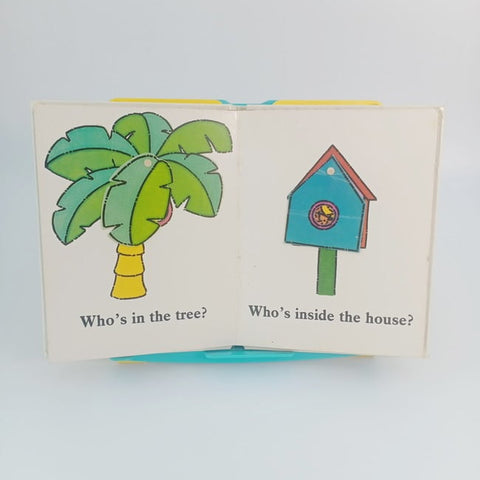 who s hiding ? -  a turning picture book  - BKLT30155