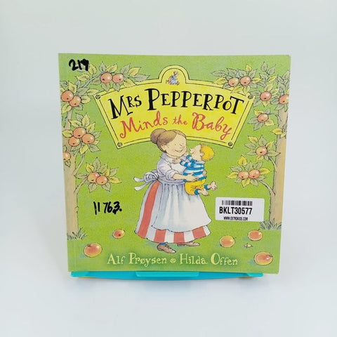 mrs pepperpot minds the baby - BKLT30577