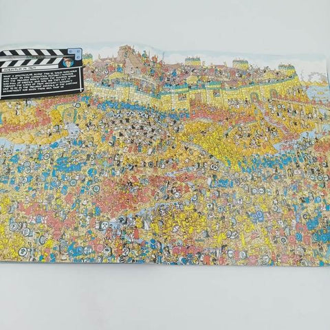 Wheres wally in hollywood - BKLT30757