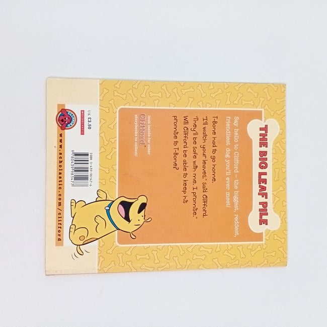 Clifford the big leaf pile - BKLT30990