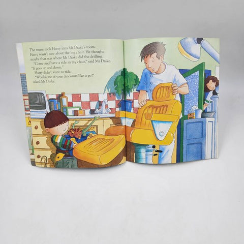 Harry Nad The Dinosaurs  - BKLT40069