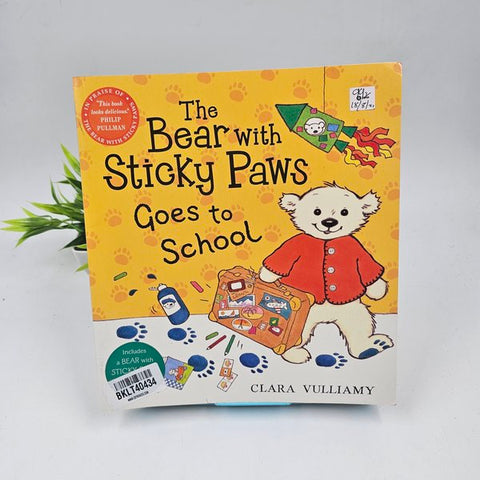 Goes To School  - BKLT40434