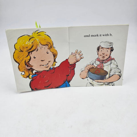 Pat A Cake - BKLT40694