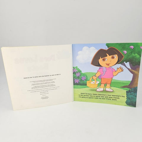 Dora Loves Boots - BKLT40931