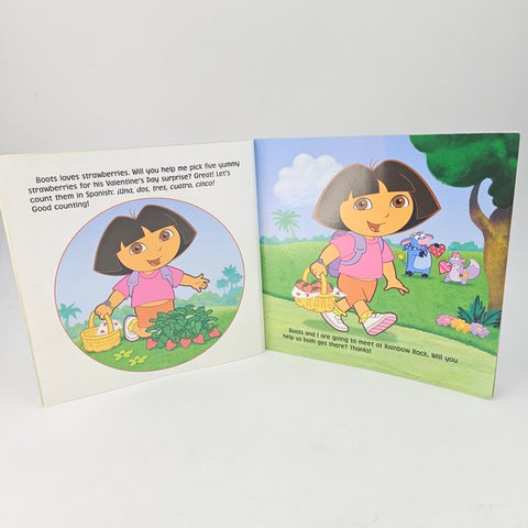 Dora Loves Boots - BKLT40931