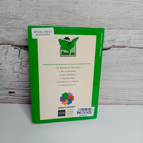 The Detertive Hand Book - BKLT41435
