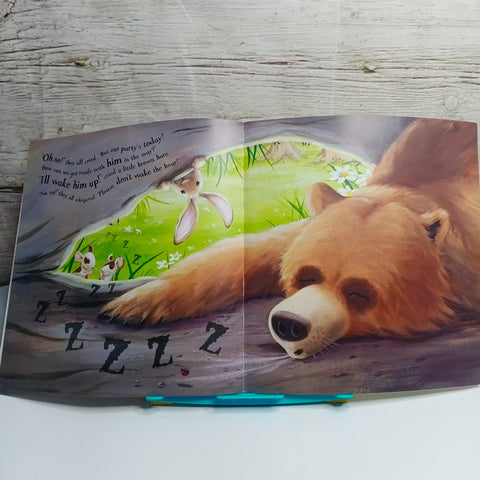 Don T Wake The Bear Hare - BKLT41559