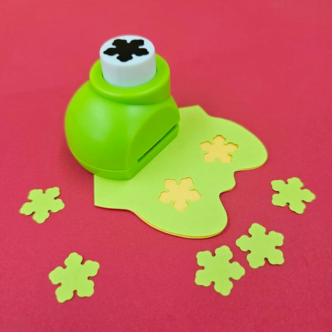 Craft Punch Small 5 Petal Flower Green - EKC2076