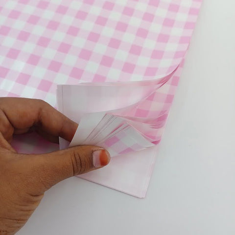 Plastic gift sheets- pink with white checked - 22.5*22.5 in - 20 sheets - EKPS0028