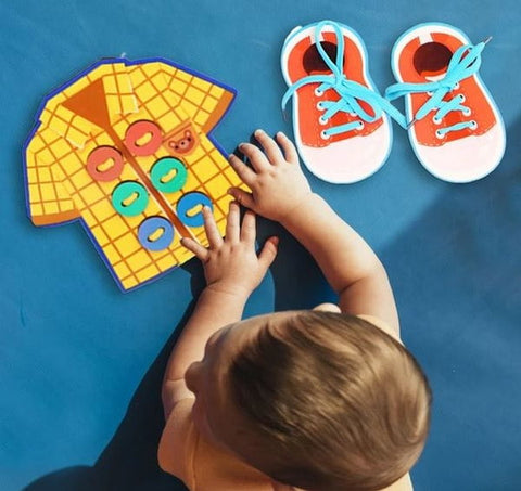 Extrokids Wooden Boy Wear Shoes With Sewing Shirt Button Toy Childrens Early Educational Thread Toy - ekt1520