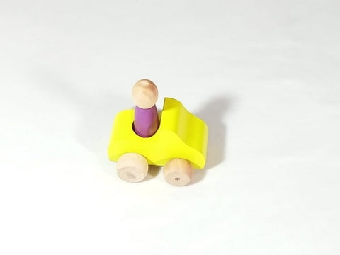 Extrokids Wooden Set of 1 Car With 1Peg Doll Toy - EKT1924