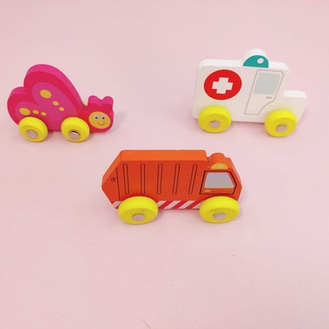 Wooden cars - 1 pc small - random design will be shipped - EKT2199