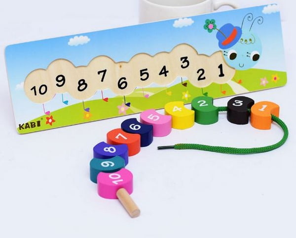 Caterpiller lacing toy  - EKT2580