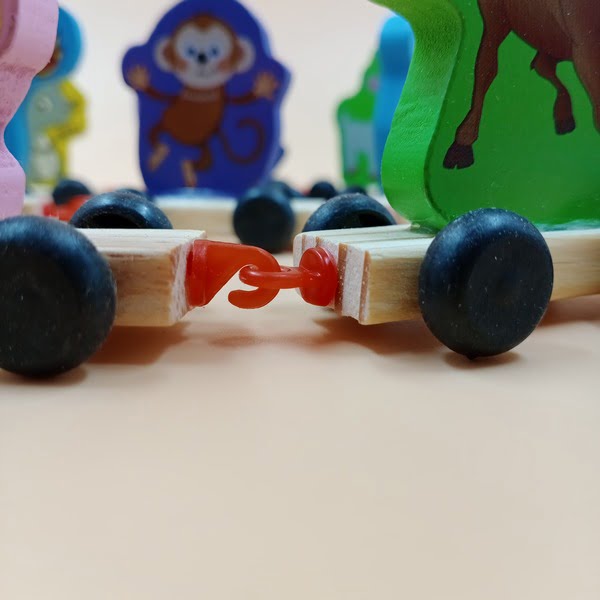 Wooden chinese zodiac train - EKT2599